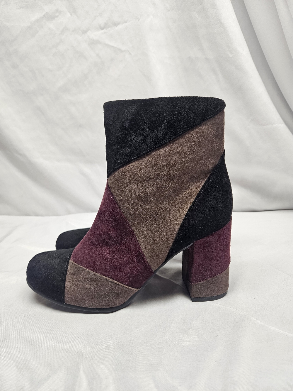 70s Colorblock Suede Ankle Boots in Black, Burgundy & Brown Size 7.5